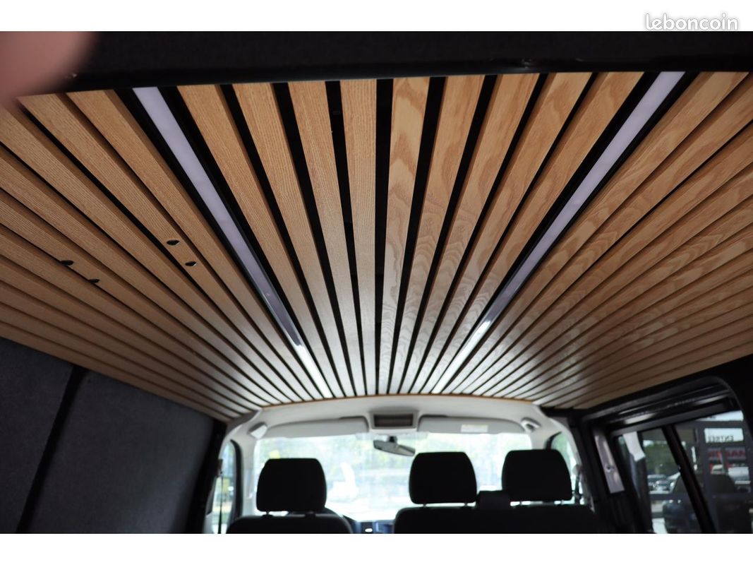 VOLKSWAGEN TRANSPORTER L1H1 Aménagé 3.0T 2.0 16V TDI - 204 T6 SG FOURGON TOLE Fourgon Tôlé L1H1 (image 19)