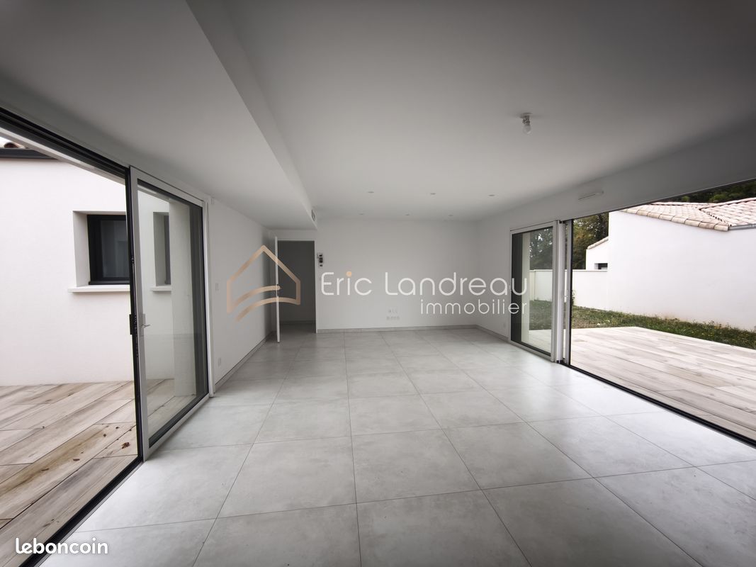Maison 4 pièces 109 m² · à Saint-Hilaire-la-Forêt · 109 m² · 310 000 €