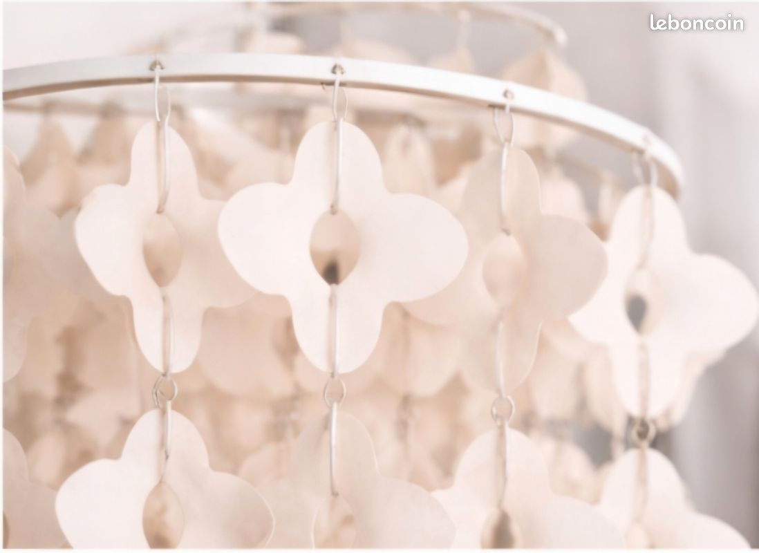 Lustre blanc design 3 étages – suspension moderne élégante (image 8)