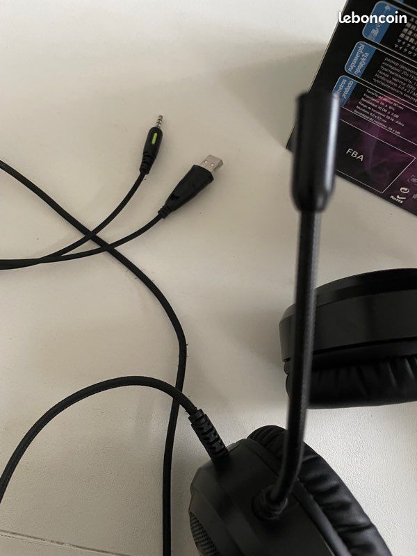 Casque gaming lumineux (image 8)