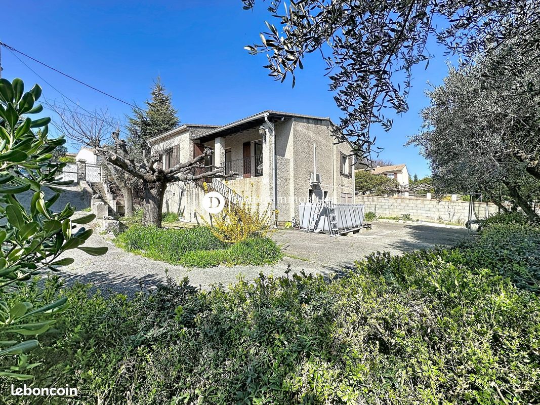 Maison 4 pièces 85 m² · à Saint-Saturnin-lès-Avignon · 85 m² · 219 000 €