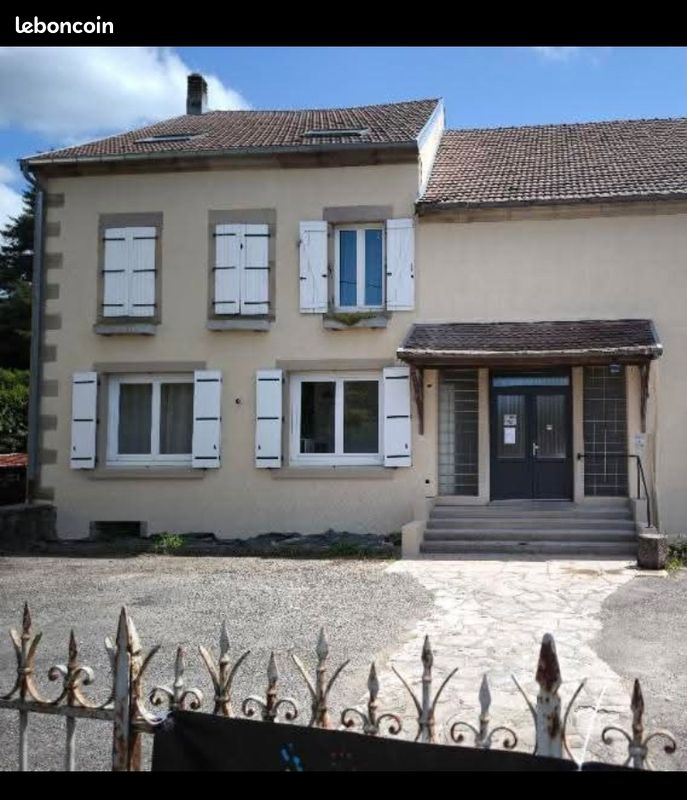 Immeuble 8 pièces 400 m² · à Lure · 400 m² · 360 000 €