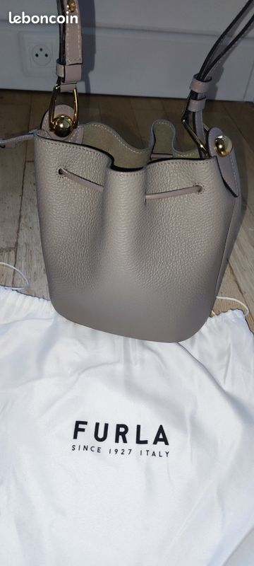 Sac à Main En Cuir Furla Taupe Avec Sac à Poussière - Occasion En Excellent état