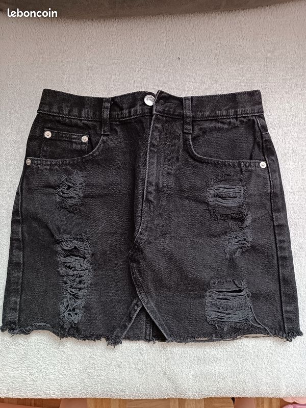 Jupe en jean effet troué (image 1)