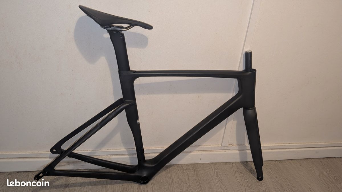 Van Rysel RCR PRO kit cadre noir carbone (image 1)