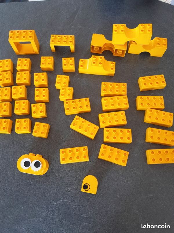 Lot De Briques Compatibles 2 En 1 : Maison Jaune & Dépanneur (style Simpsons) - Neuf - Marque LIYLIYANNA