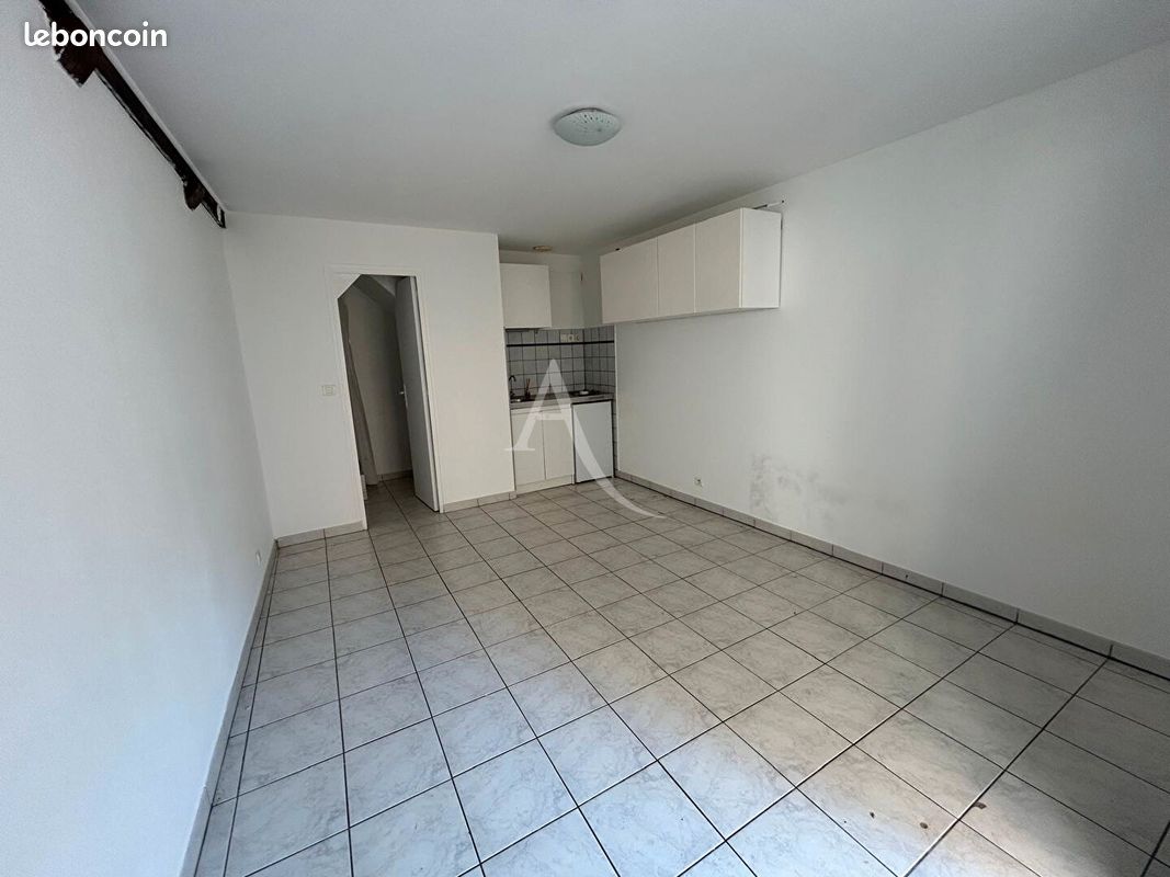 Appartement 1 pièce 18 m² · à Linas · 18 m² · 79 000 €
