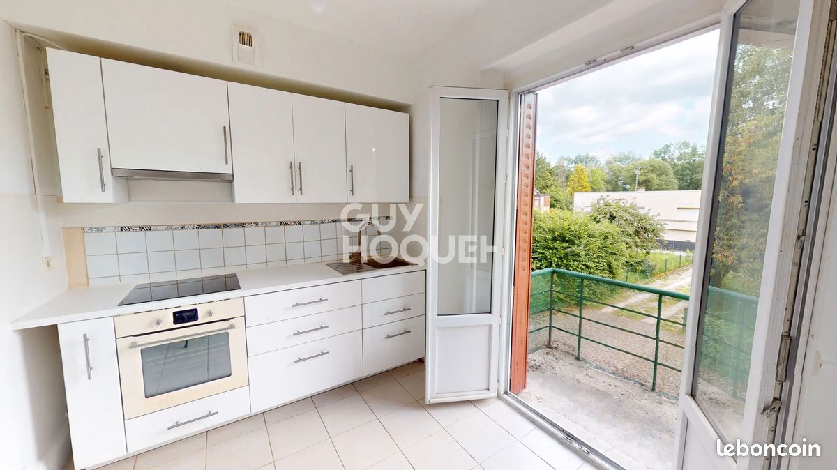 Maison a louer vesoul - 6 pièce(s) - 126 m2 - Surfyn