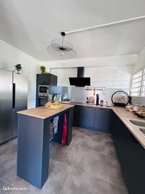 Appartement 4 pièces 100 m² · à Petit-Bourg · 100 m² · 1 550 €/mois