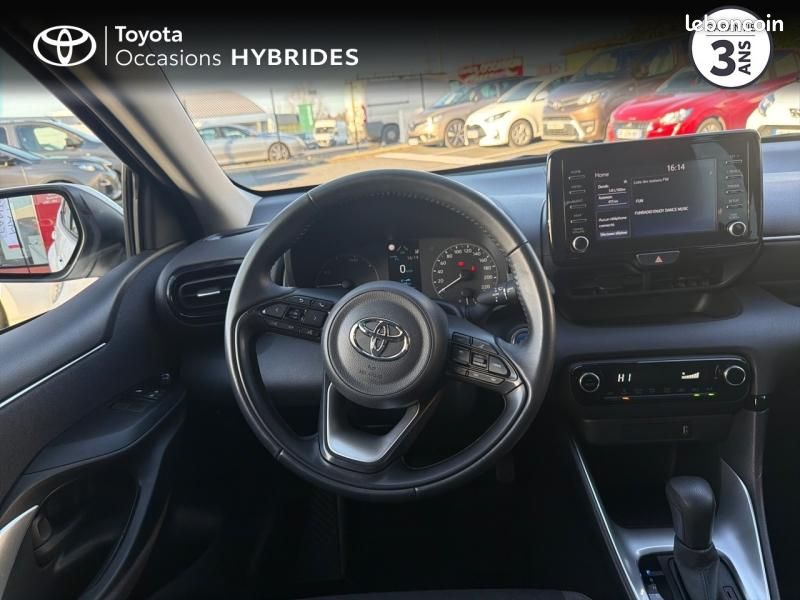 Toyota Yaris 116h Dynamic Business 5p + Programme Beyond Zero Academy MY22 (image 9)