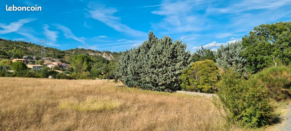 Terrain 676 m² · à Peipin · 70 000 €