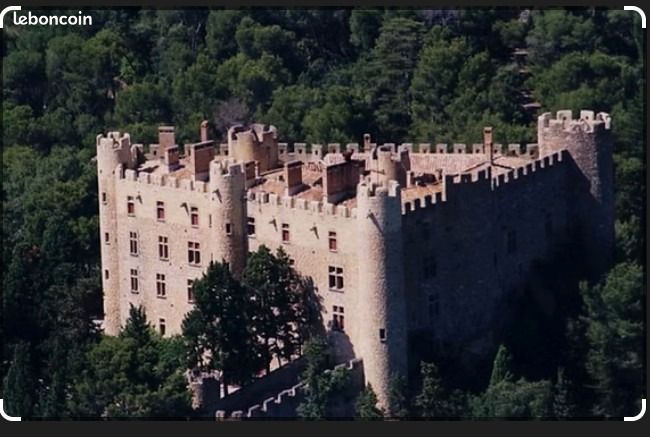 Terrain 300 m² · à Montfaucon · 99 000 €