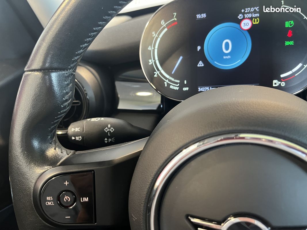 MINI Hatch 5 Portes Cooper 136 ch DKG7 Edition Premium Plus (image 16)