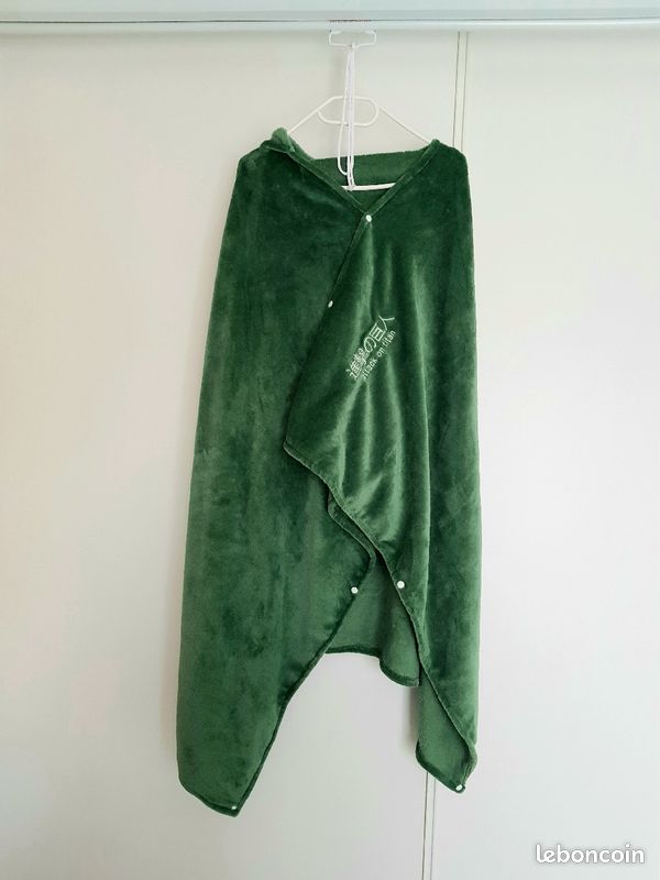 Enorme plaid cape 110 x 160cm NEUF, manga shingeki no kyojin snk attaque titans (image 8)