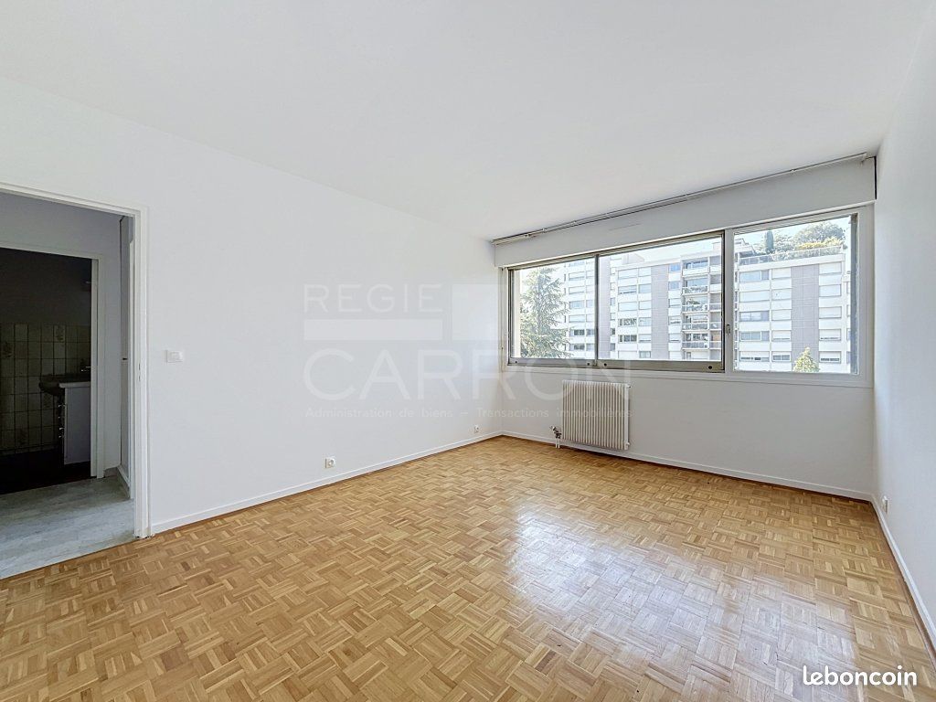Appartement 2 pièces 52 m² · à Lyon · 52 m² · 870 €