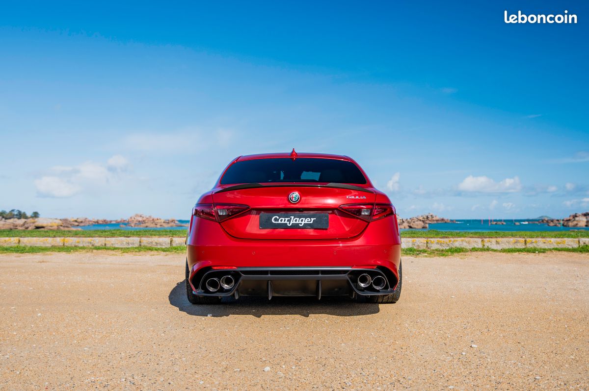 Alfa Romeo Giulia Quadrifoglio V6 – Excellent état – Entretien complet (image 4)