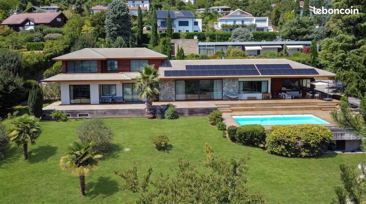 Maison 5 pièces 245 m² · à Meylan · 245 m² · 1 550 000 €