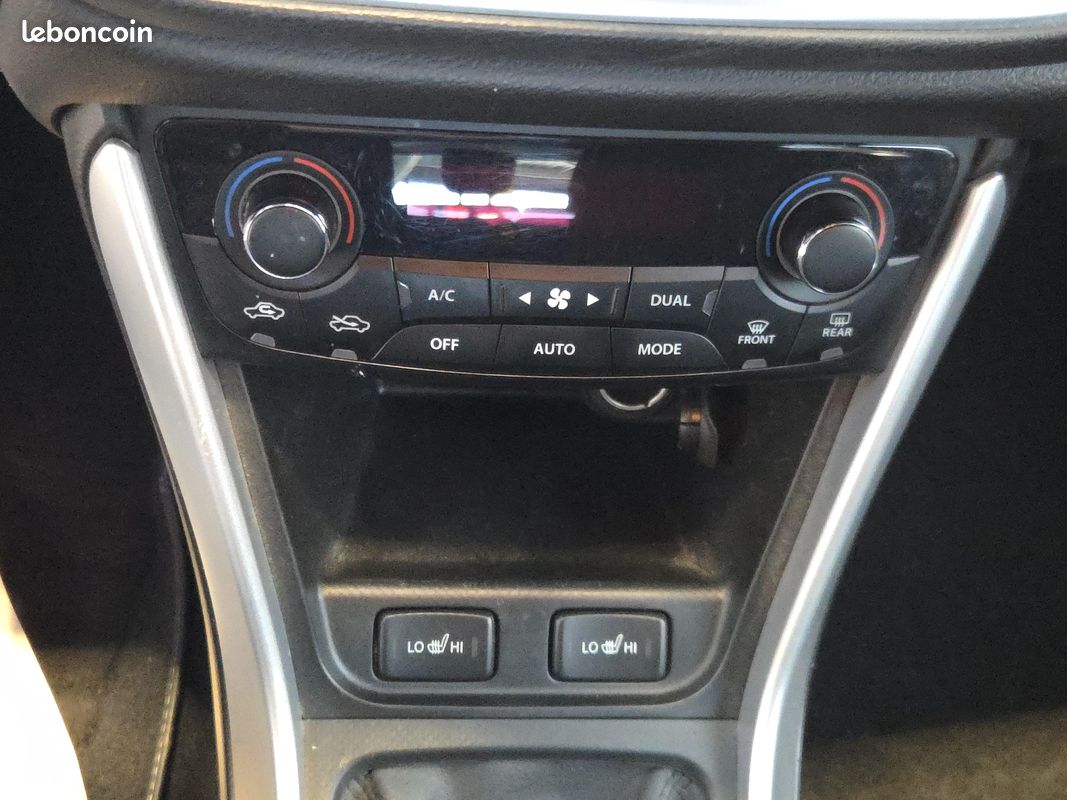 SUZUKI S-Cross 1.0 Boosterjet Privilège (image 18)