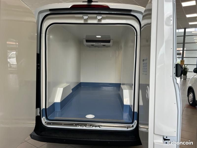 Maxus Deliver9 Fg Deliver9 L3H2 150ch FRIGORIFIQUE (image 3)