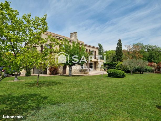 Maison 7 pièces 200 m²