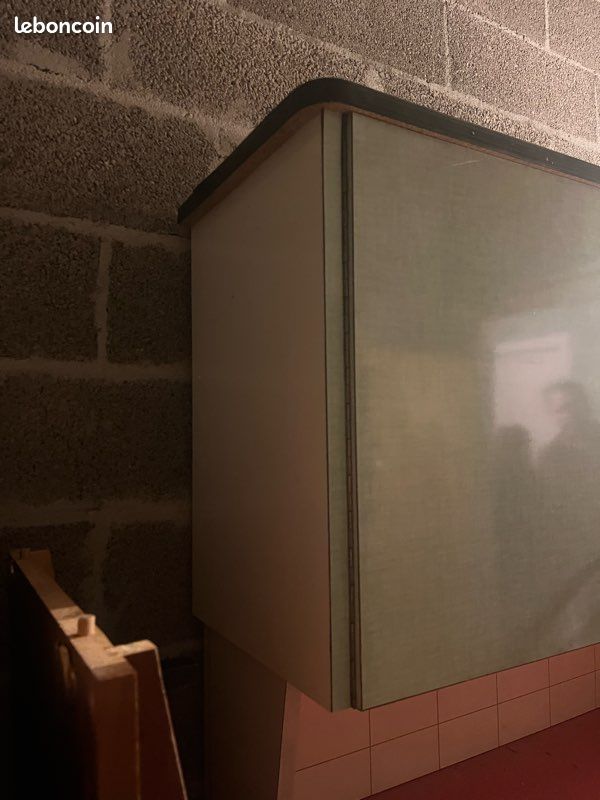 Donne Meuble Buffet vintage en Formica (image 5)