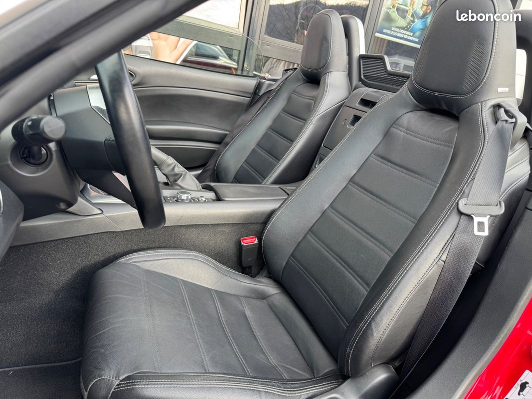 FIAT 124 SPIDER 1.4L MULTIAIR 140CH LUSSO PLUS / CAMERA DE RECUL + GPS + INTERIEUR CUIr (image 10)