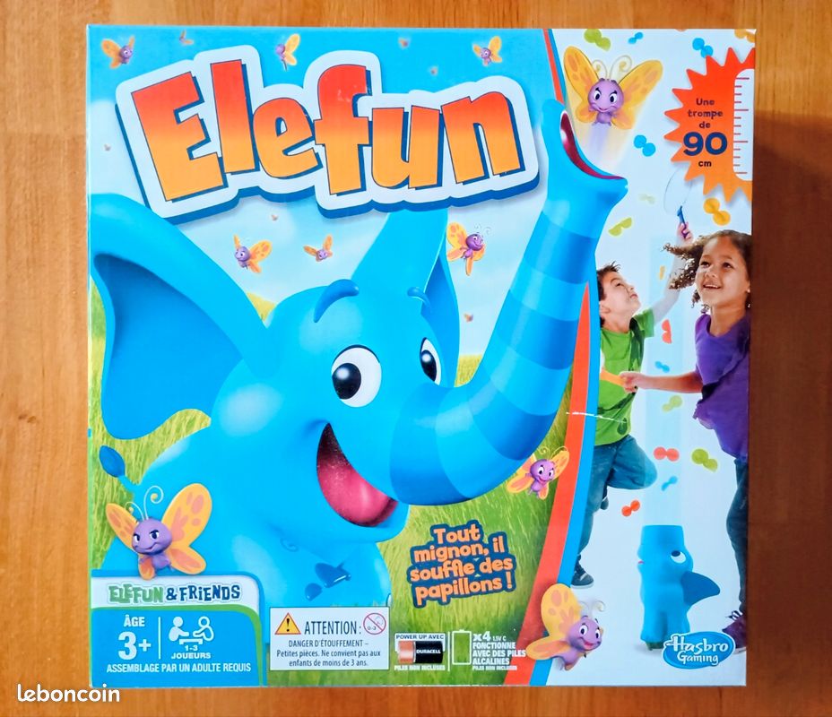 Hasbro Gaming Jeu de société Classique Bataille navale, Jeu stratég