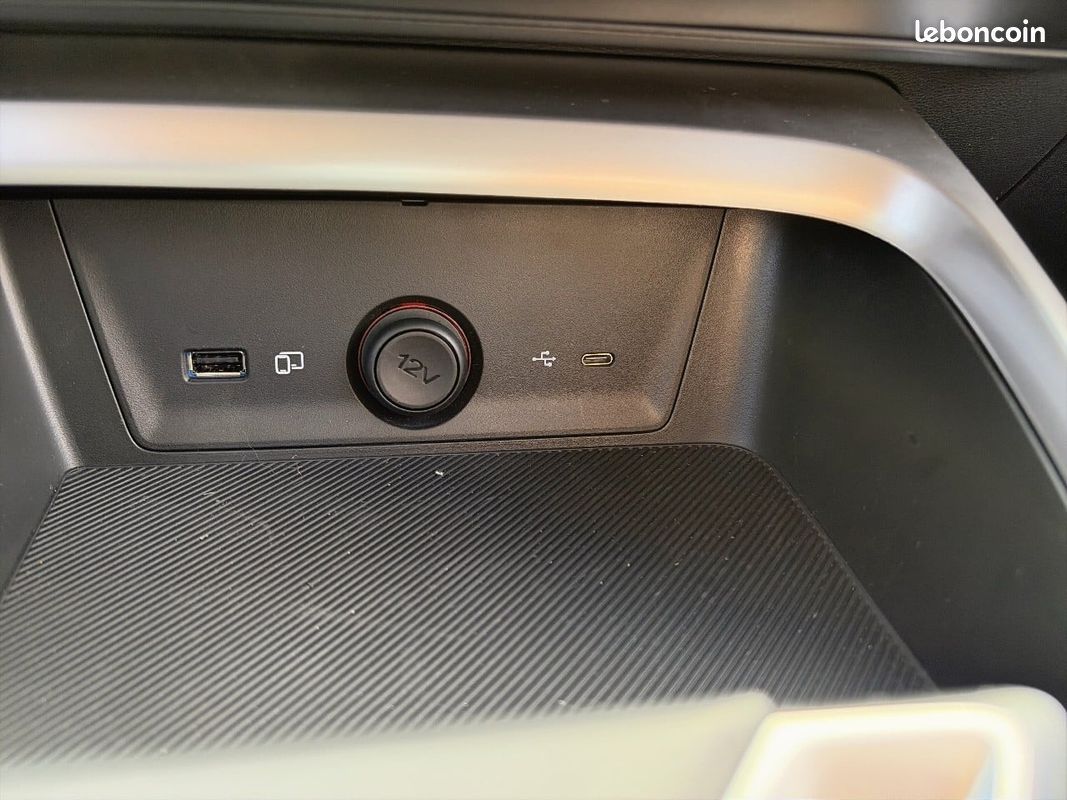 MG ZS 1.5 L Hybrid+ 197 ch Luxury (image 23)