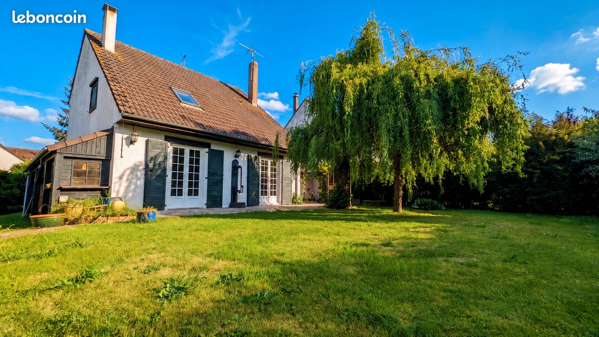 Maison 4 pièces 98 m² · à Allennes-les-Marais · 98 m² · 227 000 €