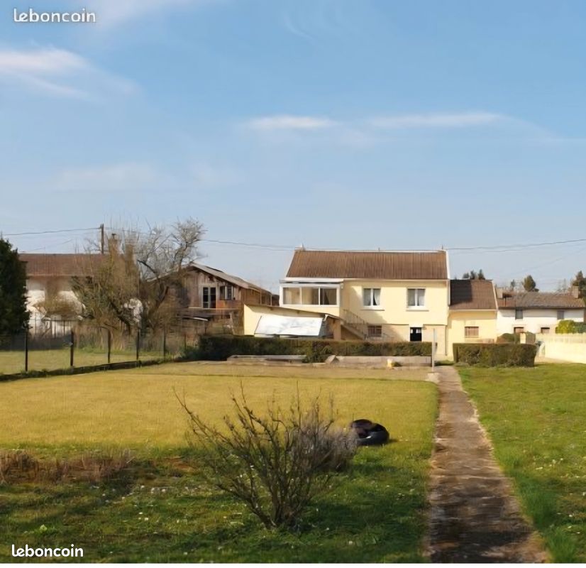 Maison 4 pièces 85 m² · à Courtisols · 85 m² · 200 000 €