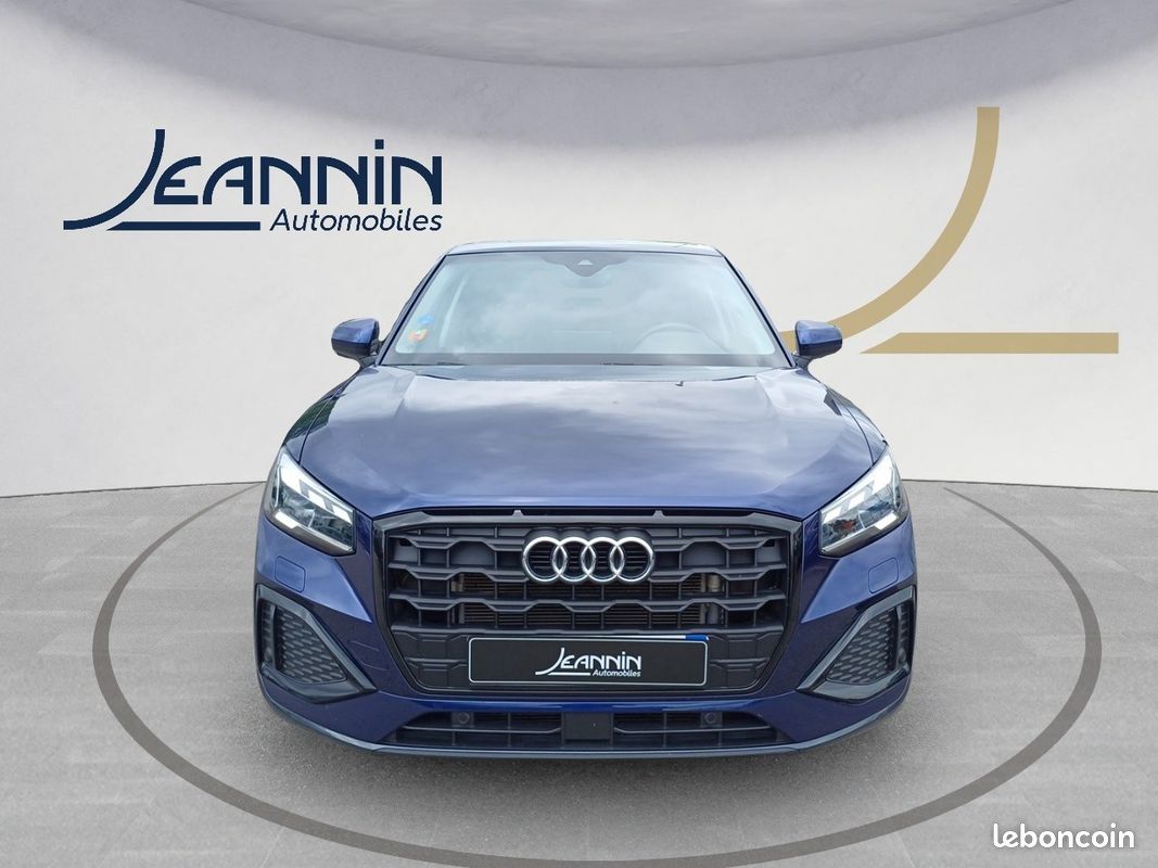 AUDI Q2 35 TFSI 150 S tronic 7 Design Luxe (image 8)