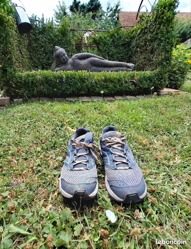 Vends chaussure décathlon de randonnée Chaussures - Main Image
