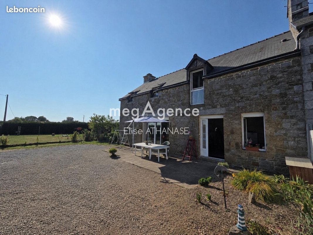 Maison 4 pièces 137 m² · à Les Portes du Coglais · 137 m² · 199 000 €