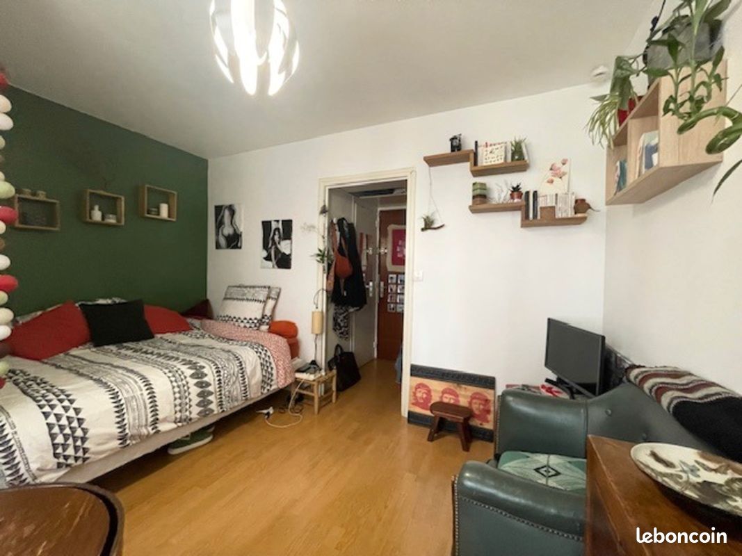 Appartement 1 pièce 17 m² · à Paris · 17 m² · 175 000 €