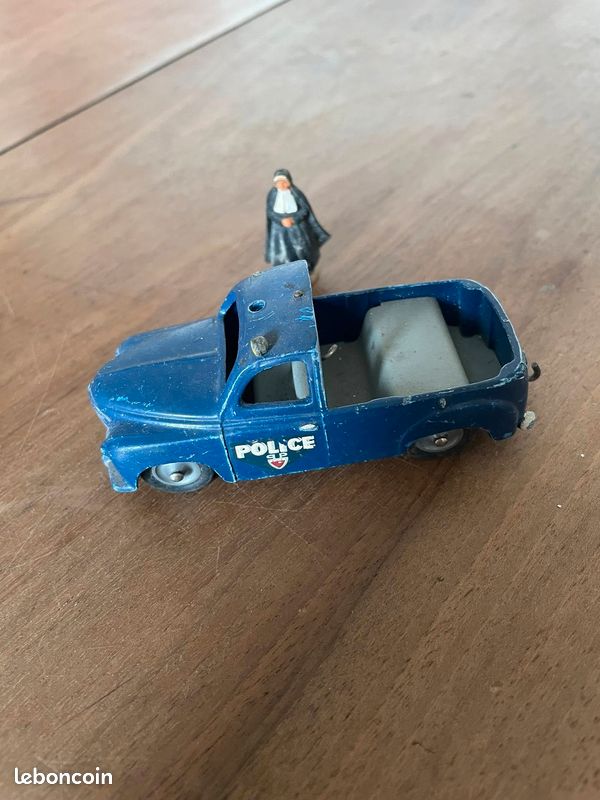 Ancienne Renault Colorale Police CIJ Avec Remorque – Miniature De Collection Vintage