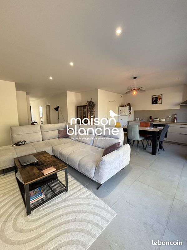Maison 4 pièces 94 m² · à Coutras · 94 m² · 1 098 €/mois