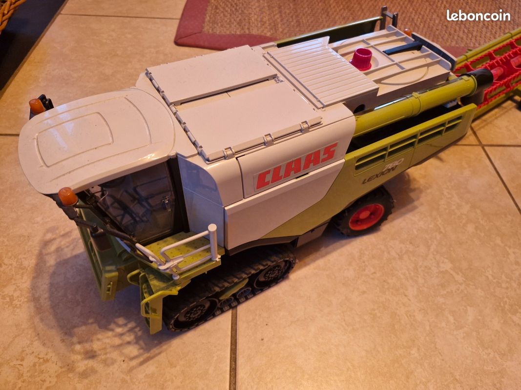 Moissonneuse batteuse claas xerion 780 terra trac (image 2)