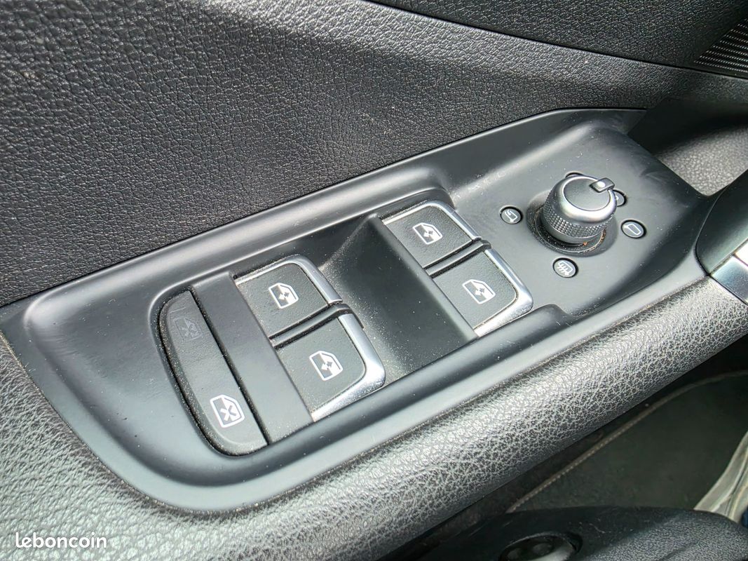 AUDI Q2 1.4 35 TFSI COD 150 S-LINE S-TRONIC BVa (image 16)