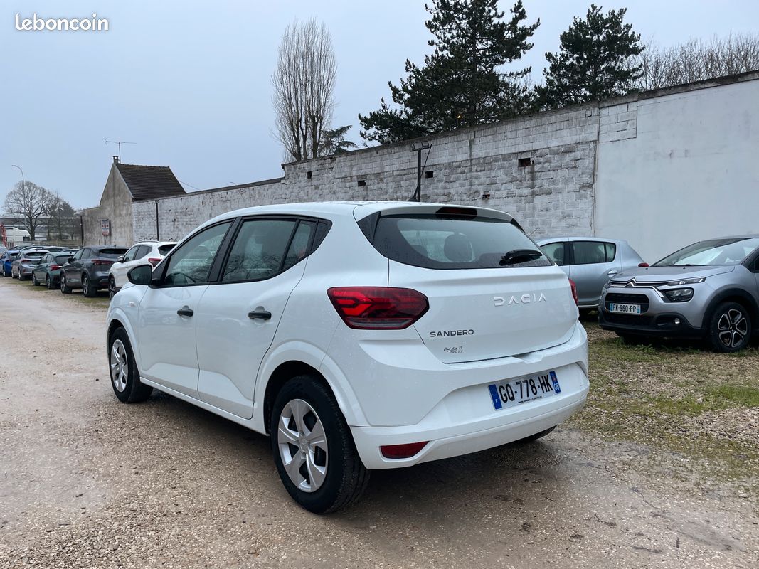 Dacia sandero iii 1.0 essence (image 4)