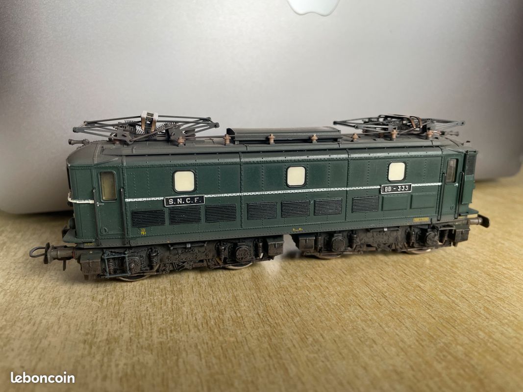 Locomotive type BB 63000 ép IV/V SNCF (63792 Arzens) - Roco