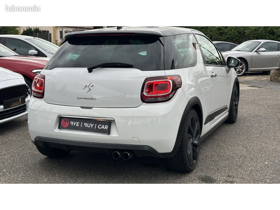 DS DS 3 1.6 THP 16V - 202 BERLINE Racing S. Loeb PHASE 1 (image 2)