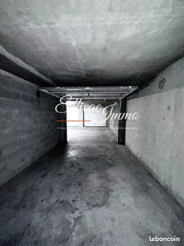 Parking/box 15 m² Canet-en-Roussillon (image 3)