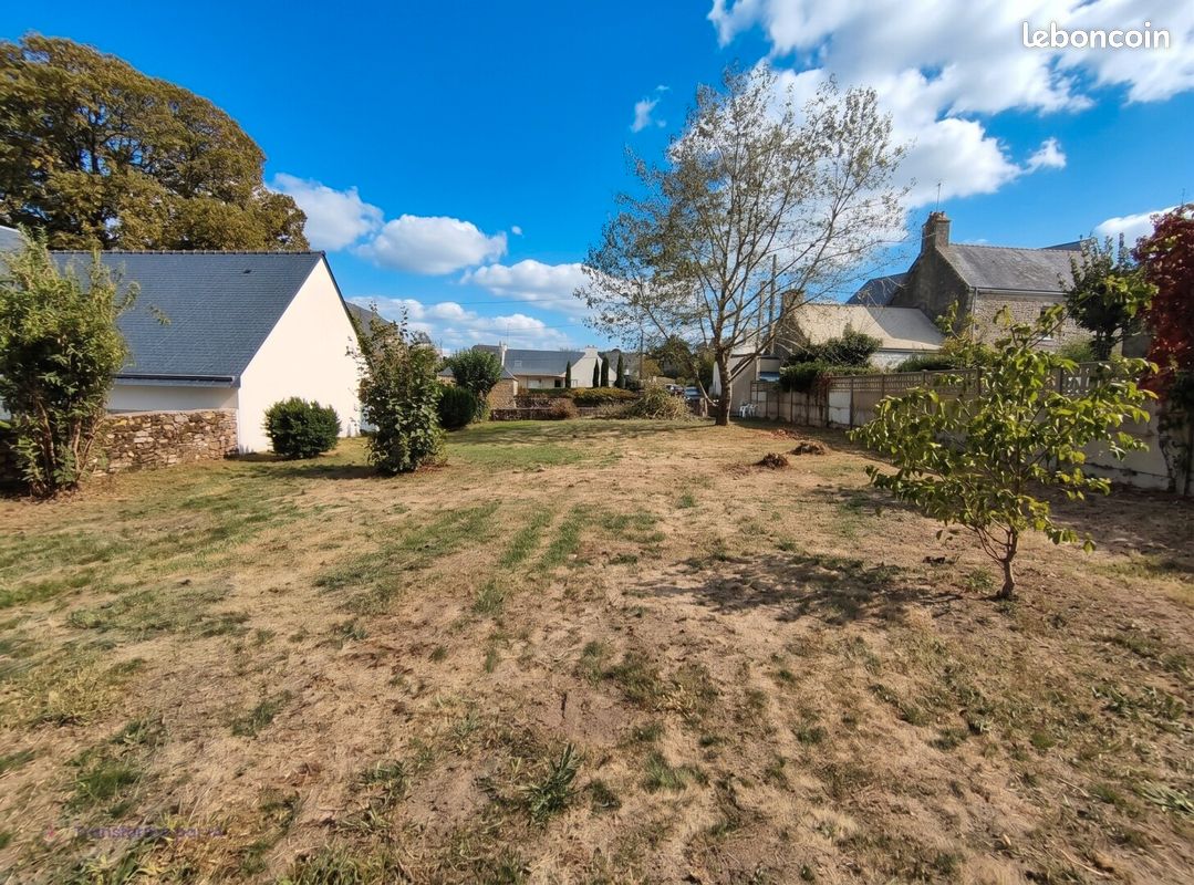 Terrain 537 m² · à Questembert · 537 m² · 160 650 €