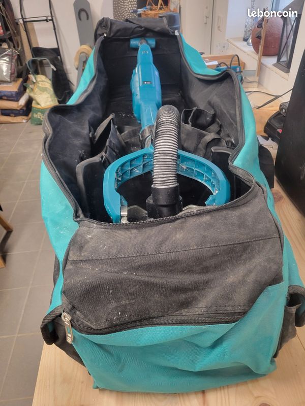Ponceuse girafe Makita Vendu sans Vendu avec le sac de