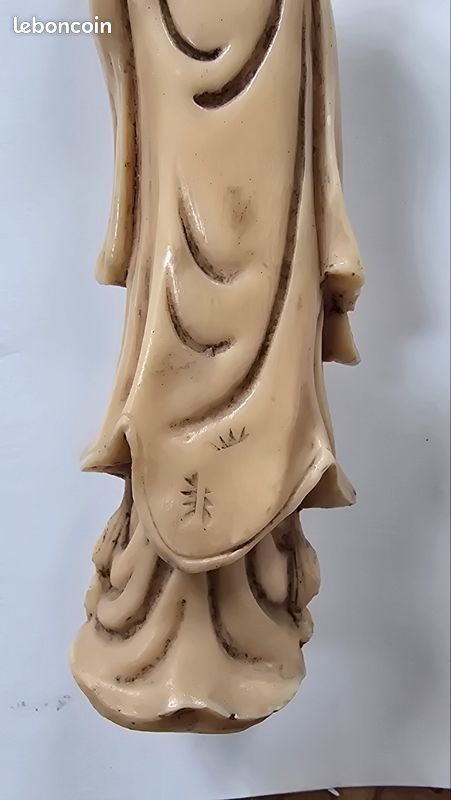 Statuette en porcelaine de chine XIXème hauteur 15,5 cm (image 4)