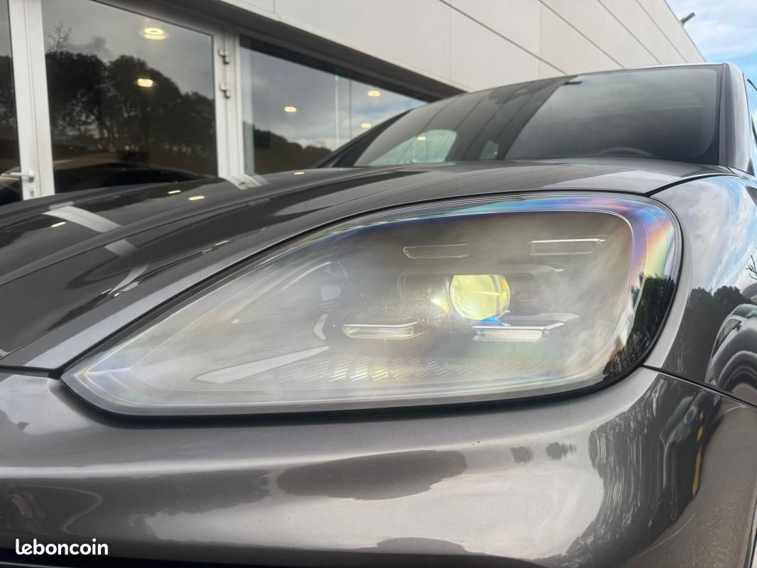 Porsche Cayenne Coupé E-Hybrid 3.0 V6 470 ch (image 6)