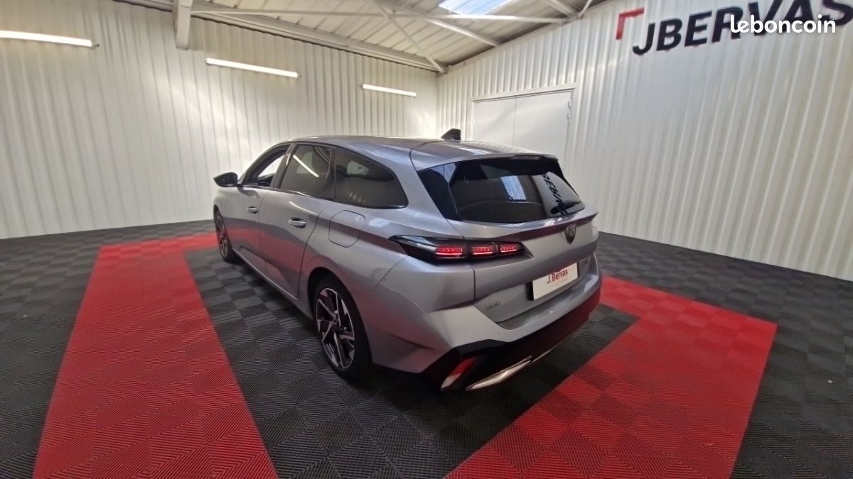 Peugeot 308 SW PHEV 180 E-EAT8 ALLURE PACK (image 7)