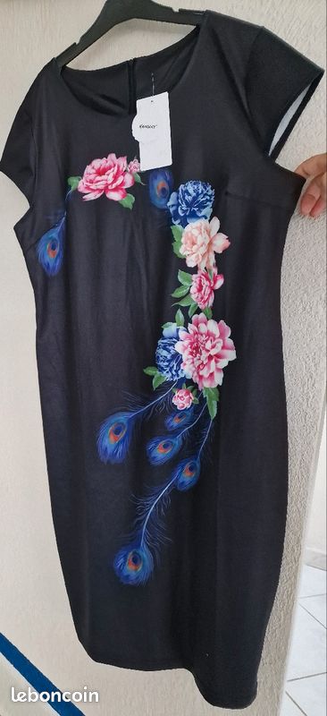 Robe Neuf femme XXL (image 2)