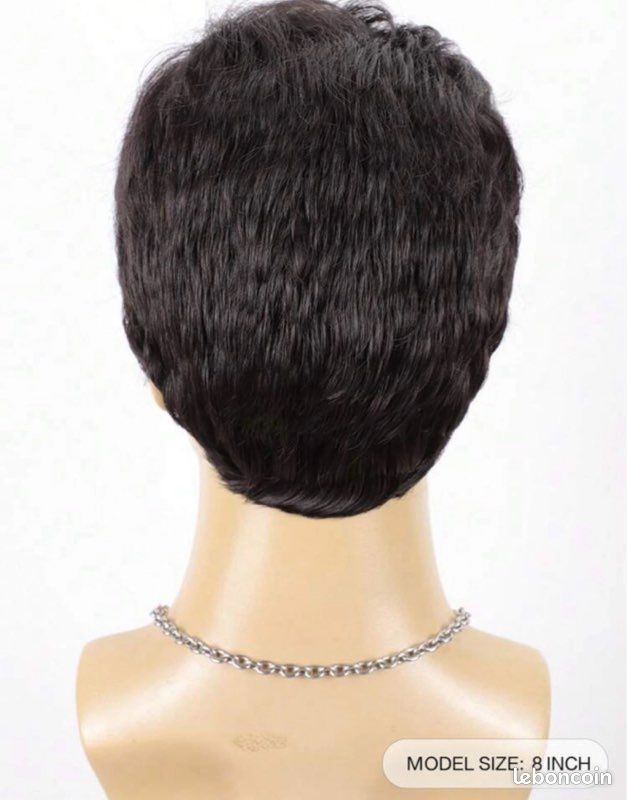 Perruque Synthétique Courte Noire Pixie Avec Frange - Taille Moyenne, Bonnet Inclus - Neuf Sans étiquettes