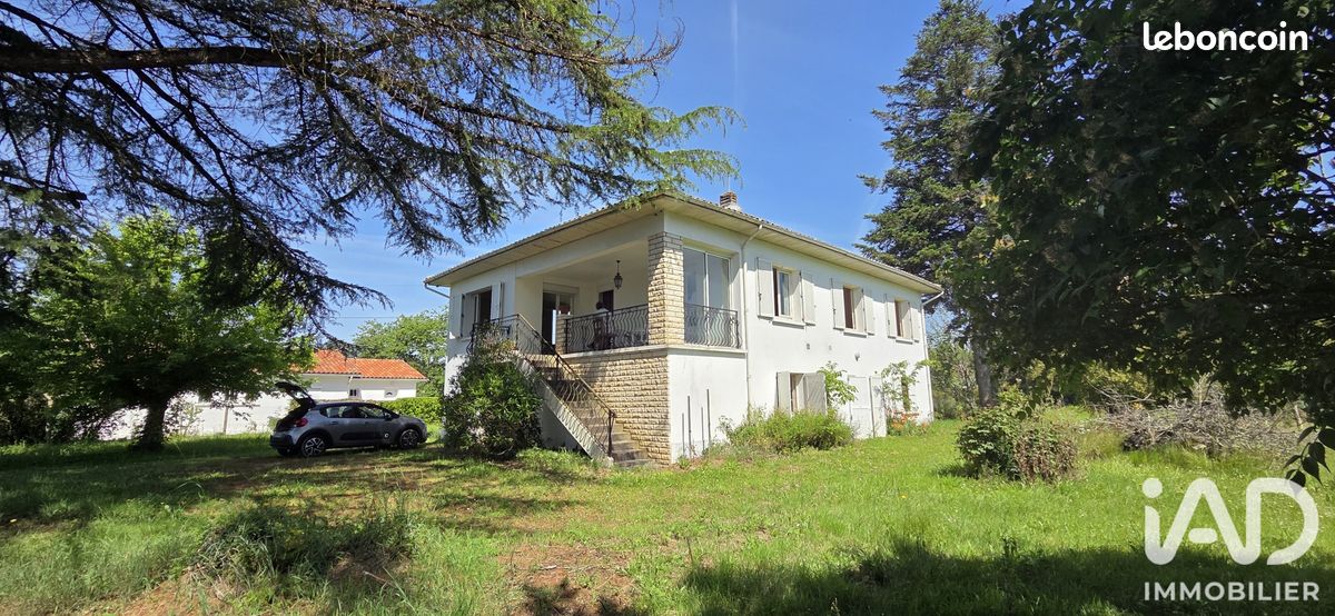 Maison 7 pièces 139 m² · à Saint-Seurin-sur-l'Isle · 139 m² · 199 500 €